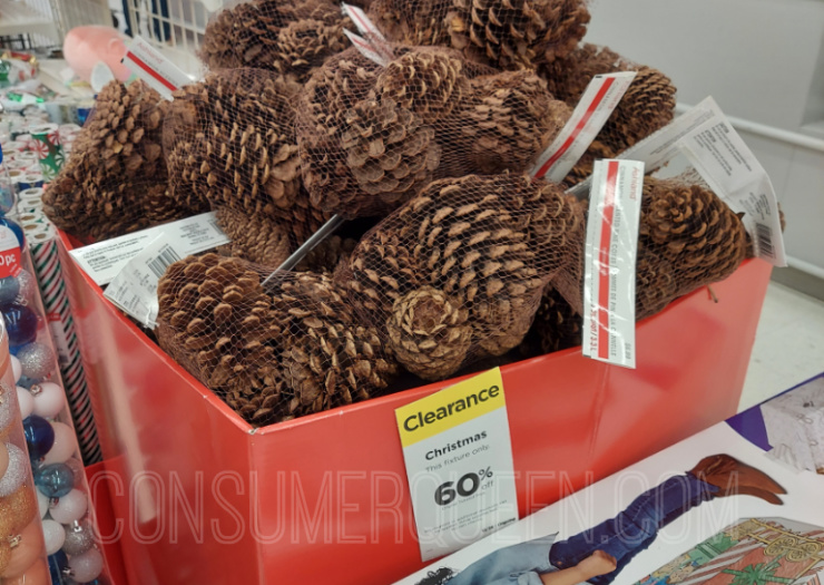 holiday pinecones