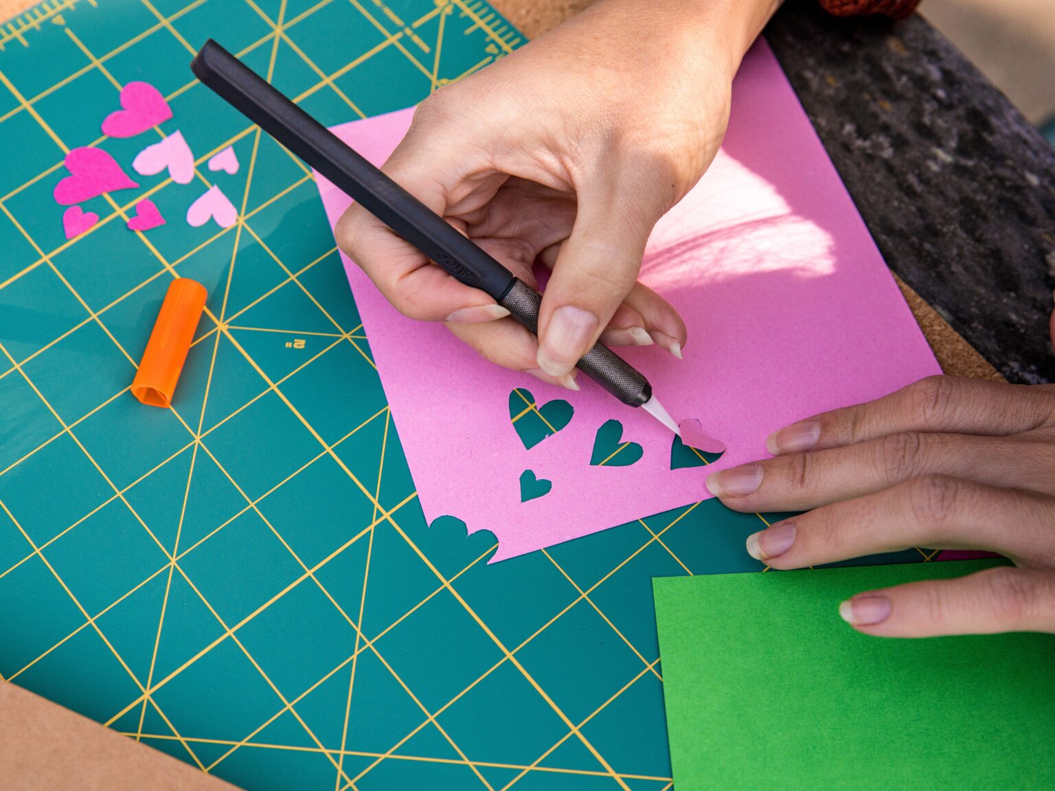 Box Opener: The Multi-Purpose Tool Essential For Your Next Move
