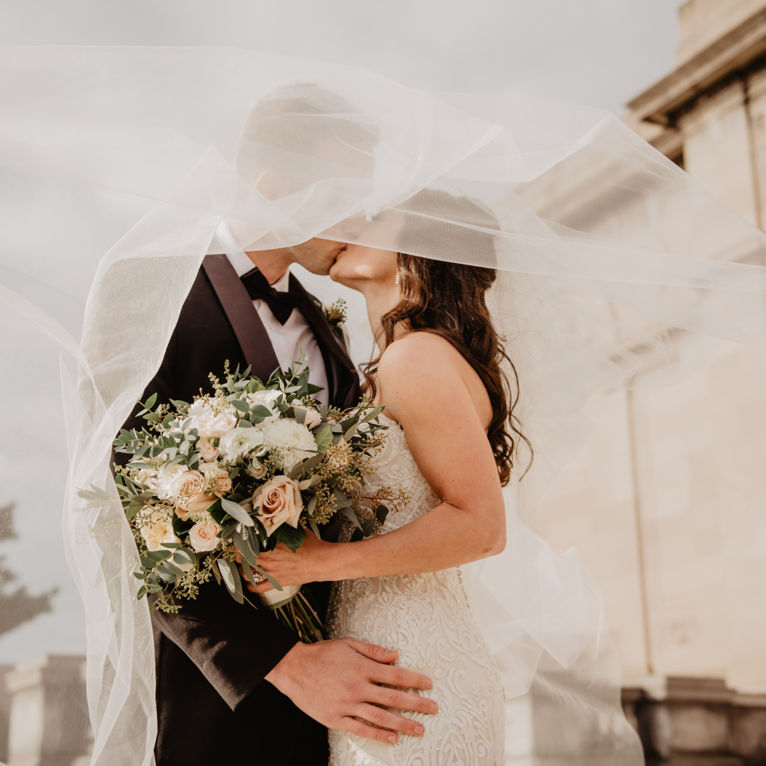 How to Find the Perfect Themed Wedding Dress Without Overdoing It