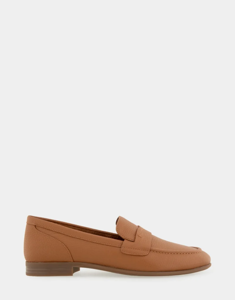 Extra 30% off sale shoes at Aerosoles