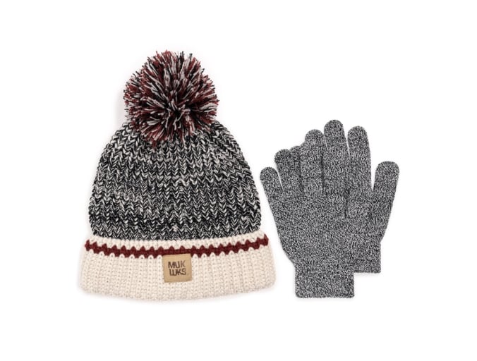 MUK LUKS beanie and gloves set