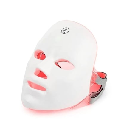 LED light therapy face mask
