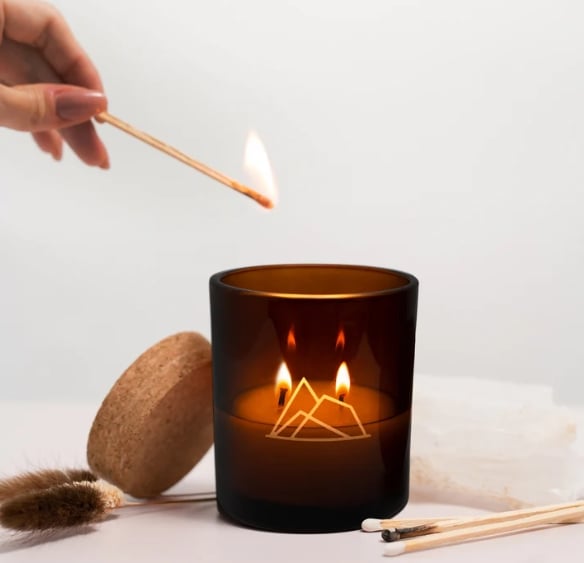 Virgin River’s Oudwood Teak 16oz Glass Jar Candle Spring Refresh Guide