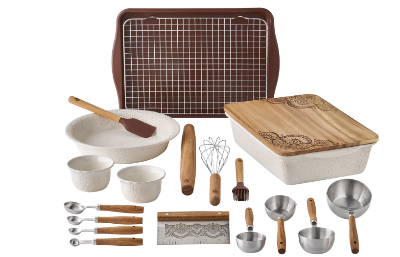 Pioneer Woman Bakeware Set Just $47.97 at Walmart — 60% Off!
